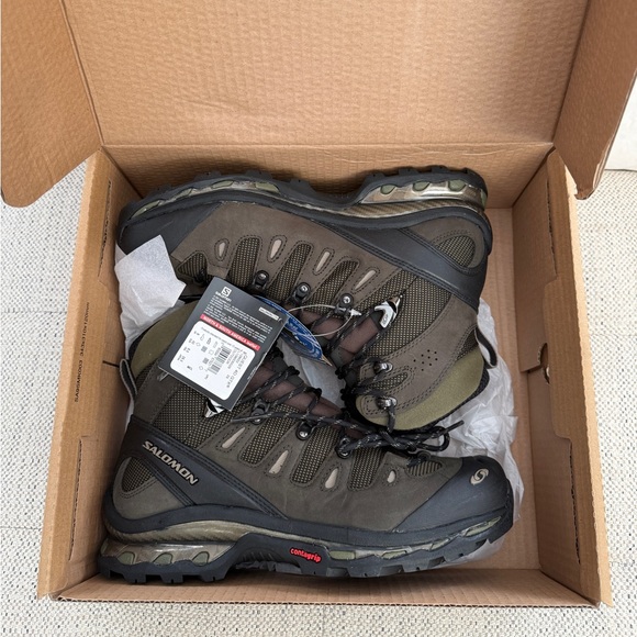 NEW! Salomon Quest 4D GTX Men's Boots, Size 8.5 - Picture 1 of 10